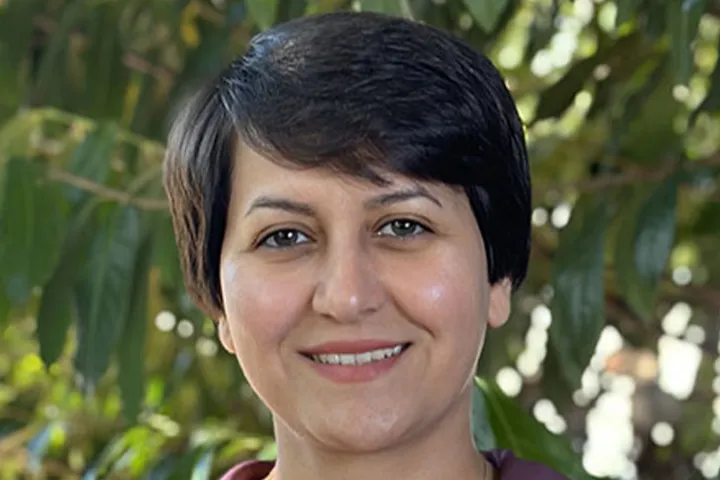 اهدای جوایز متعدد محافل علمی کانادا به دکتر زهرا شایگان